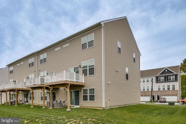 488 MONTE FARM RD, Mount Laurel, NJ 08054