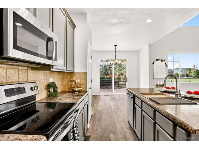 465 N Flat Rock St, Aurora, CO 80018