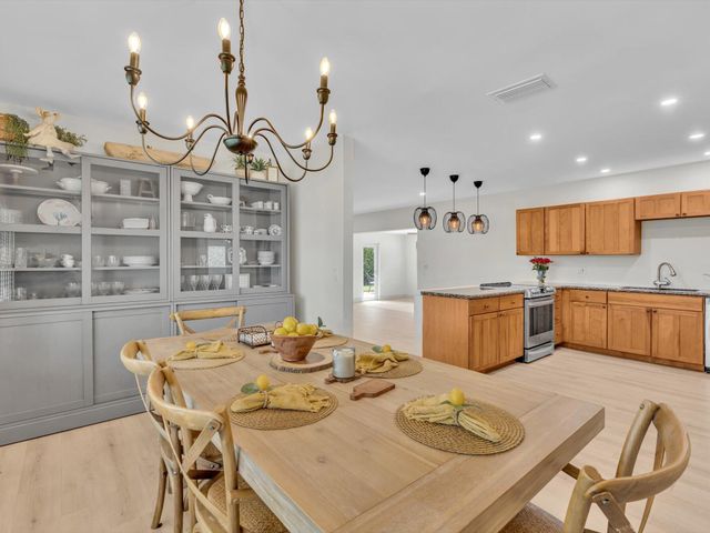 3904 Lowson Boulevard, Delray Beach, FL 33445