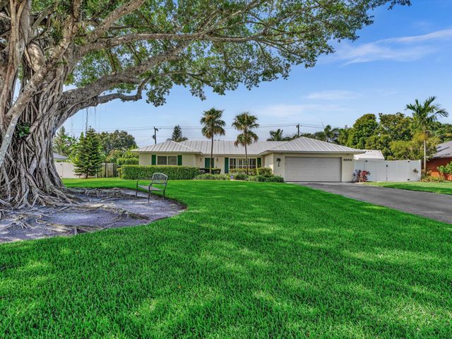 3904 Lowson Boulevard, Delray Beach, FL 33445