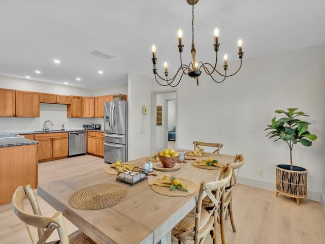 3904 Lowson Boulevard, Delray Beach, FL 33445