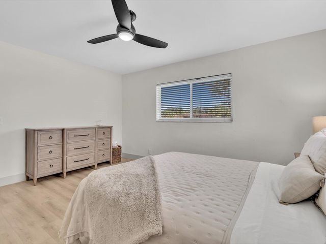 3904 Lowson Boulevard, Delray Beach, FL 33445