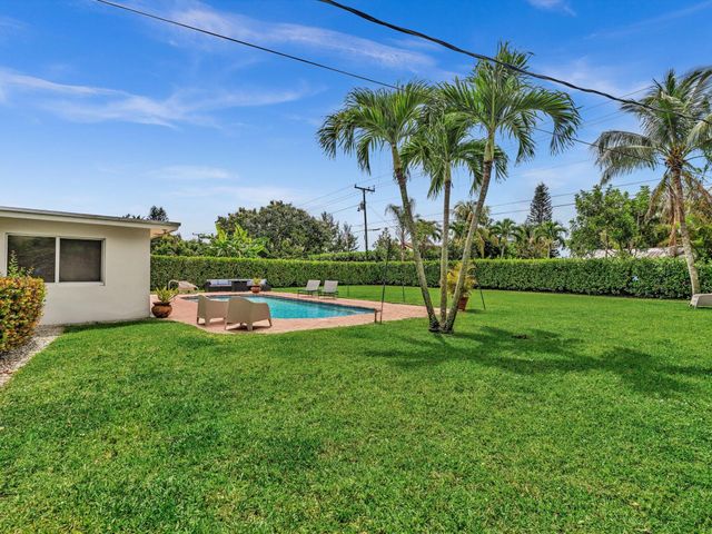 3904 Lowson Boulevard, Delray Beach, FL 33445