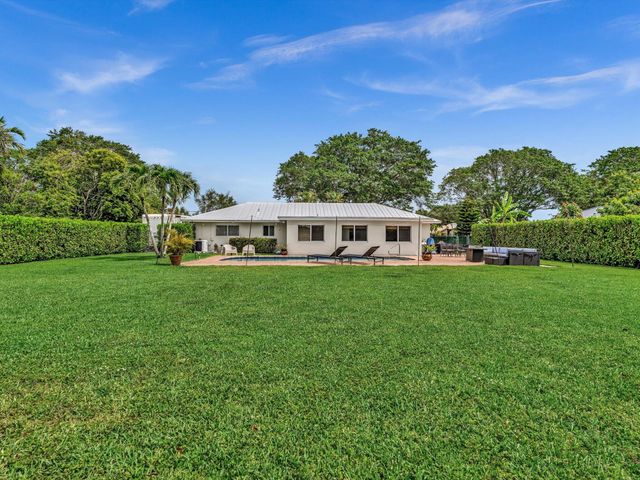 3904 Lowson Boulevard, Delray Beach, FL 33445