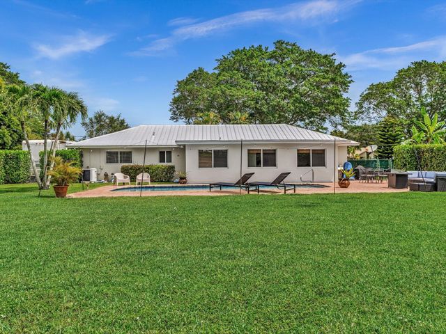 3904 Lowson Boulevard, Delray Beach, FL 33445
