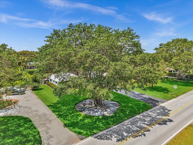 3904 Lowson Boulevard, Delray Beach, FL 33445