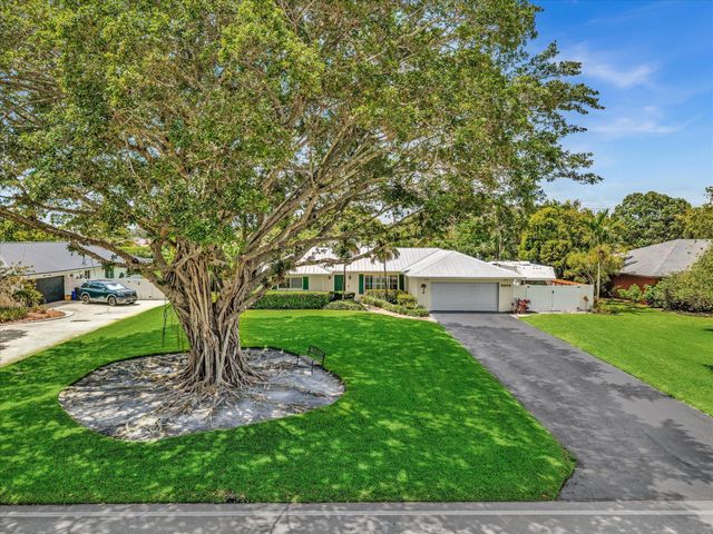 3904 Lowson Boulevard, Delray Beach, FL 33445