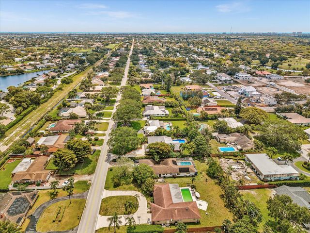 3904 Lowson Boulevard, Delray Beach, FL 33445