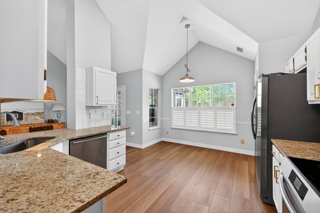 1174 Old Ivy Way, Mount Pleasant, SC 29466
