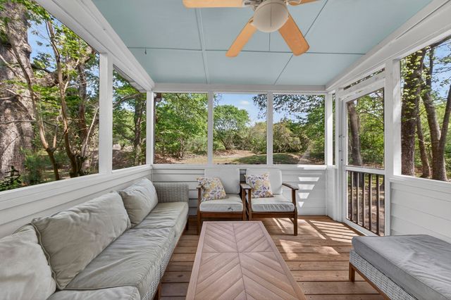 1174 Old Ivy Way, Mount Pleasant, SC 29466
