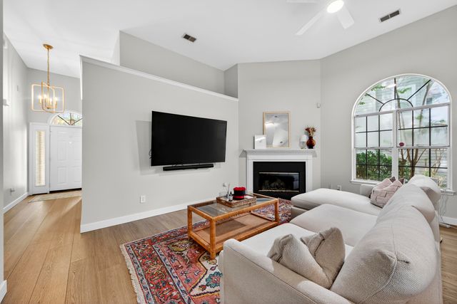 1174 Old Ivy Way, Mount Pleasant, SC 29466
