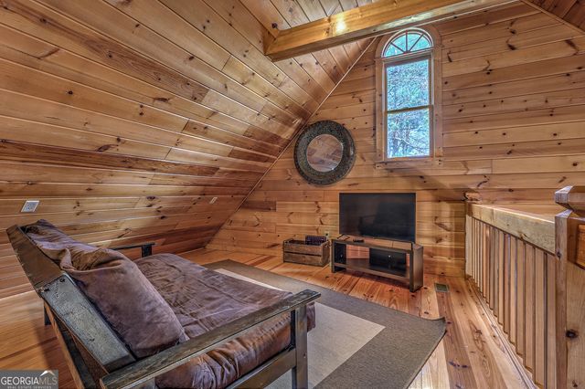 403 Gunite Circle, Ellijay, GA 30540