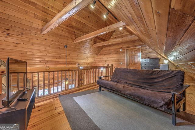403 Gunite Circle, Ellijay, GA 30540
