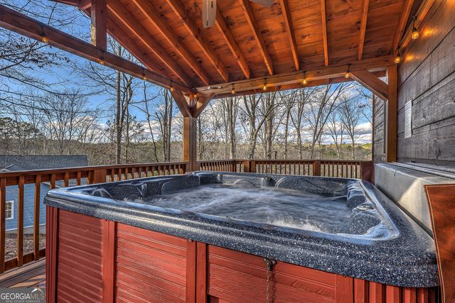 403 Gunite Circle, Ellijay, GA 30540