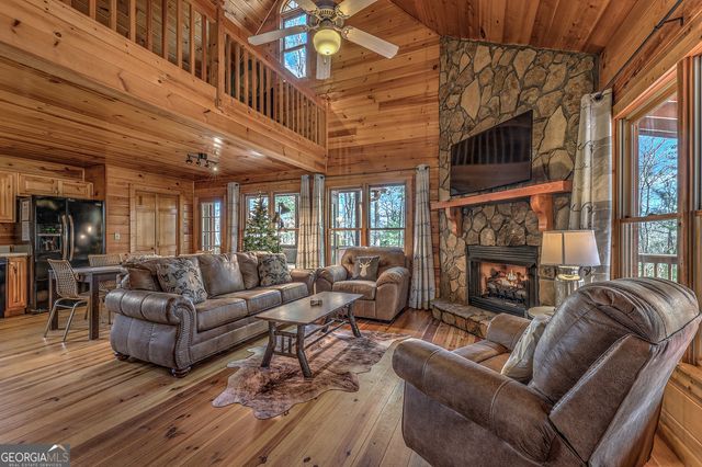 403 Gunite Circle, Ellijay, GA 30540