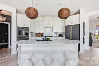 127 Lake Cove Way, Mooresville, NC 28115