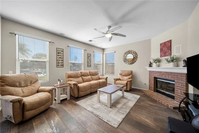 28246 Deer Court, Canyon Country, CA 91351