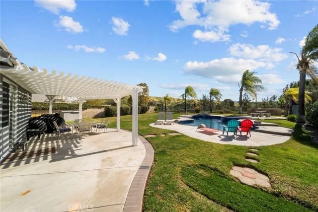 28246 Deer Court, Canyon Country, CA 91351