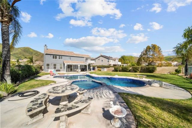 28246 Deer Court, Canyon Country, CA 91351