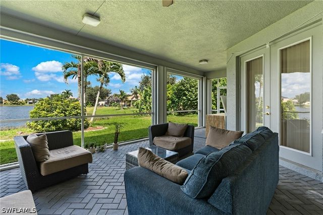8285 Silver Birch WAY, Lehigh Acres, FL 33971