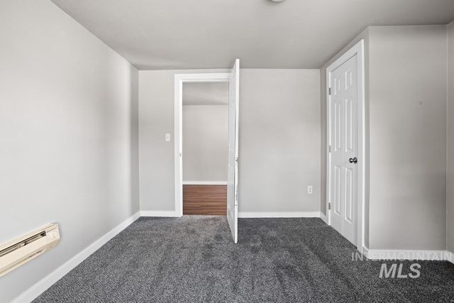 206 W 35th Street, Garden City, ID 83714