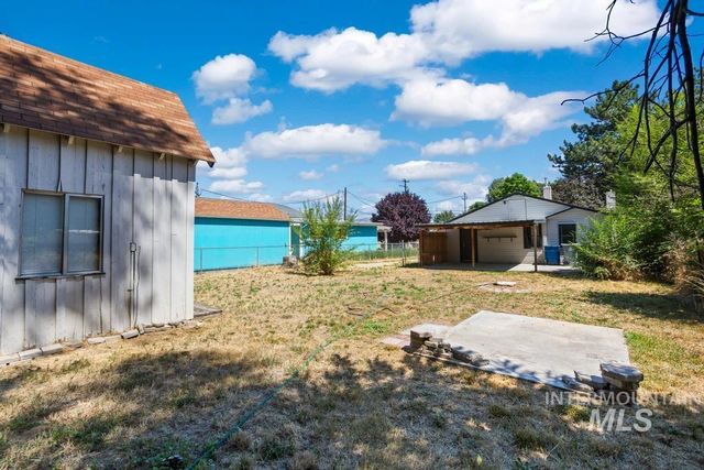 206 W 35th Street, Garden City, ID 83714