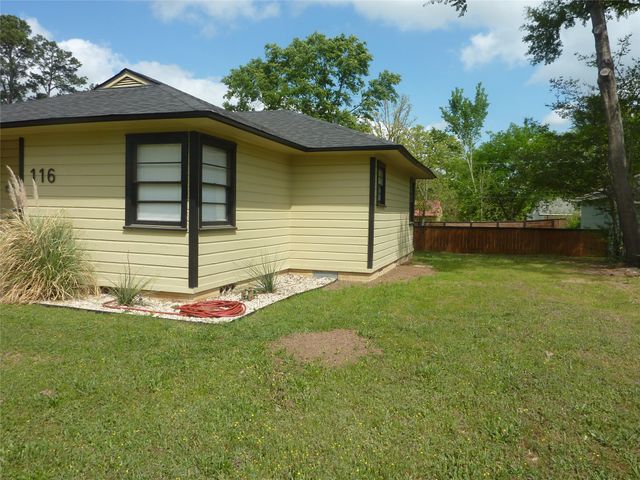 116 W Cayuga Drive, Athens, TX 75751