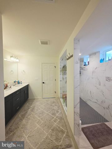 122 POE DR, Winchester, VA 22602