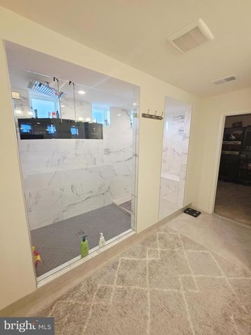 122 POE DR, Winchester, VA 22602