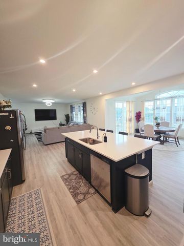 122 POE DR, Winchester, VA 22602