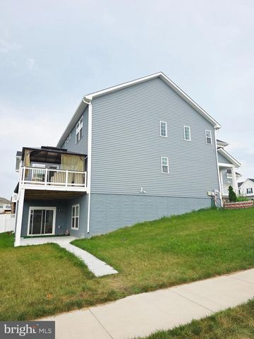 122 POE DR, Winchester, VA 22602