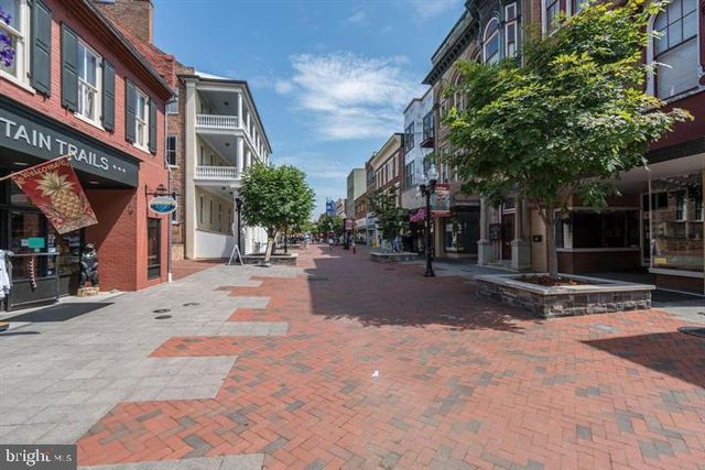 122 POE DR, Winchester, VA 22602