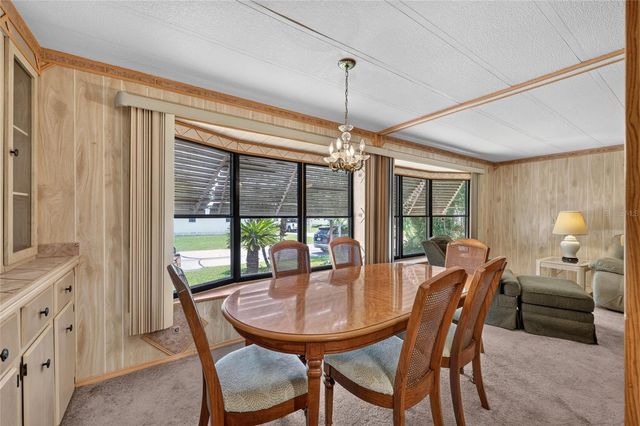 6510 NE 2ND PLACE, Ocala, FL 34470