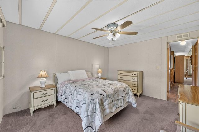 6510 NE 2ND PLACE, Ocala, FL 34470