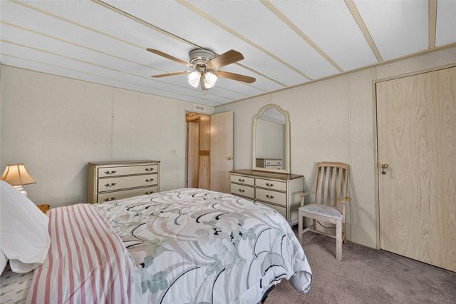 6510 NE 2ND PLACE, Ocala, FL 34470