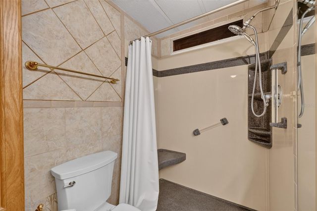 6510 NE 2ND PLACE, Ocala, FL 34470