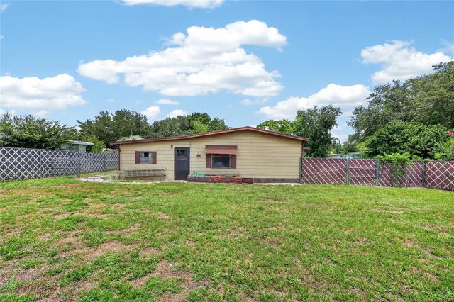 6510 NE 2ND PLACE, Ocala, FL 34470