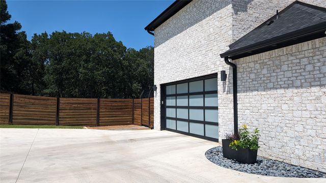 1805 Arthur, Denison, TX 75021