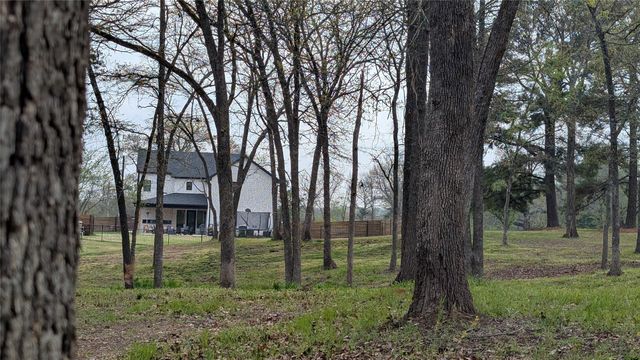 1805 Arthur, Denison, TX 75021