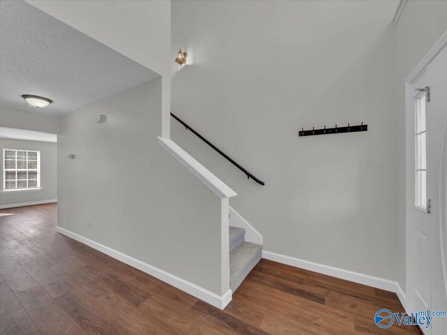 4822 Inglewood Court SE, Owens Cross Roads, AL 35763