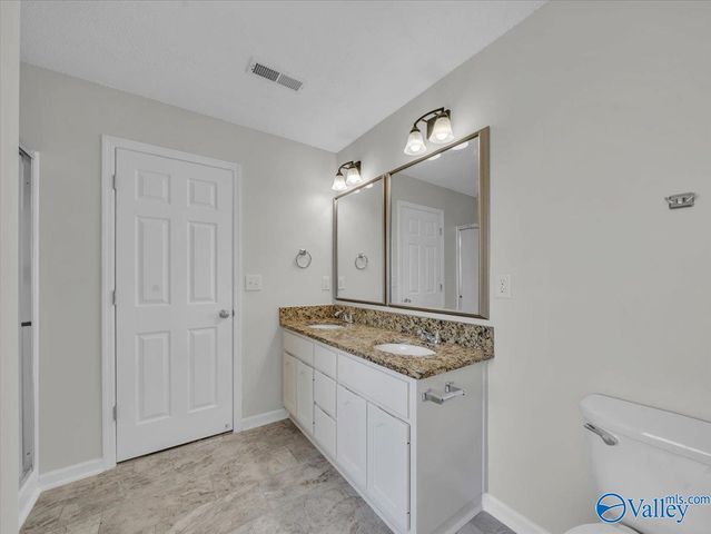 4822 Inglewood Court SE, Owens Cross Roads, AL 35763