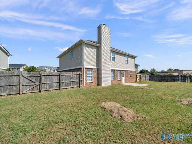 4822 Inglewood Court SE, Owens Cross Roads, AL 35763