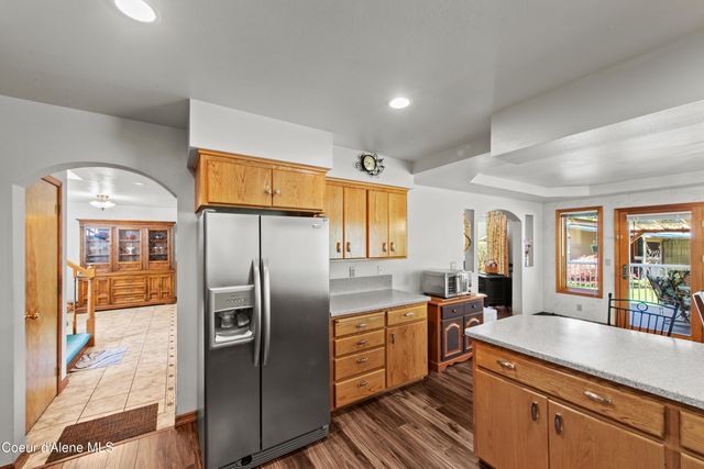 11089 N Point Hayden Dr, Hayden Lake, ID 83835