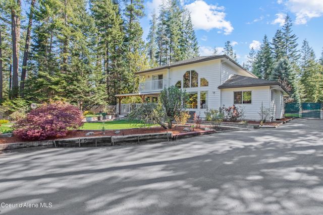 11089 N Point Hayden Dr, Hayden Lake, ID 83835