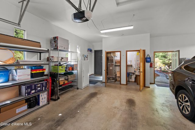 11089 N Point Hayden Dr, Hayden Lake, ID 83835