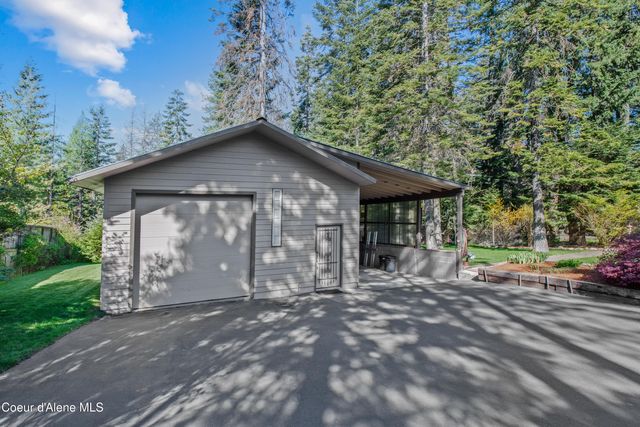 11089 N Point Hayden Dr, Hayden Lake, ID 83835