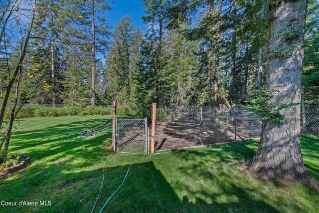 11089 N Point Hayden Dr, Hayden Lake, ID 83835