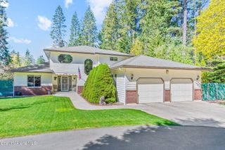 11089 N Point Hayden Dr, Hayden Lake, ID 83835