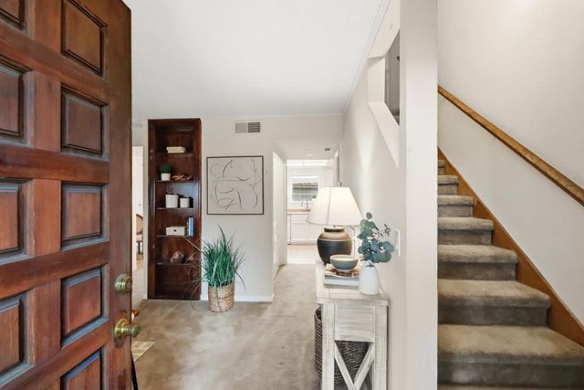 6355 Port Gibson Ct, Citrus Heights, CA 95621