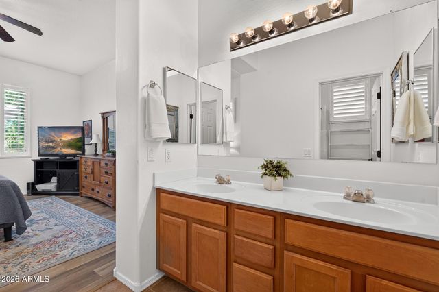 1225 N 36TH Street 2005, Phoenix, AZ 85008